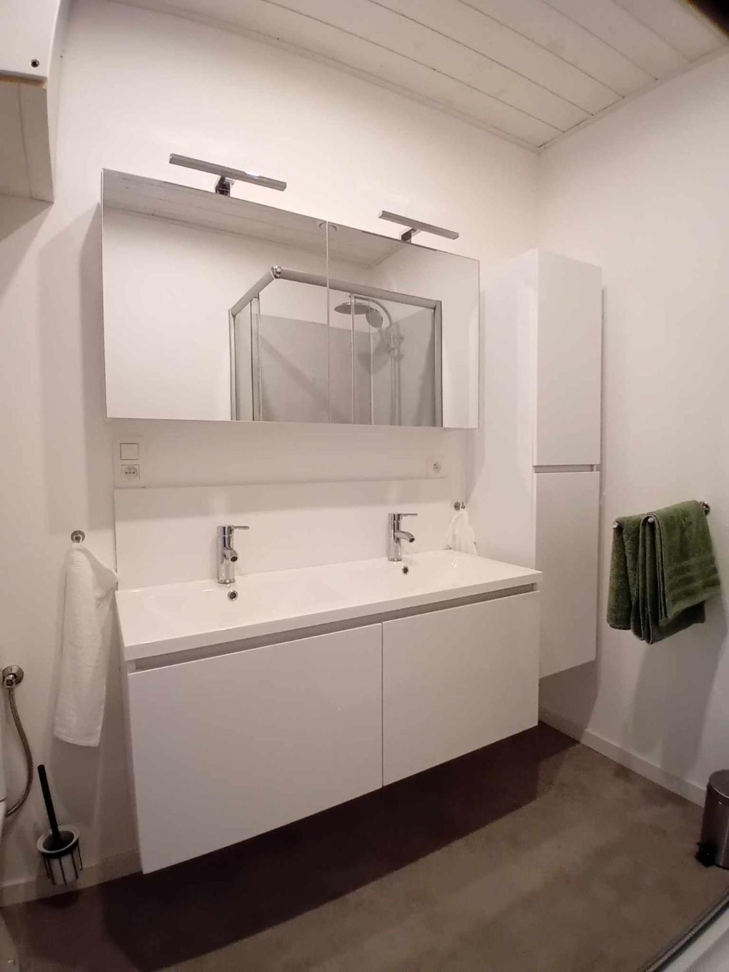 Leuze Escale Hotel Екстериор снимка
