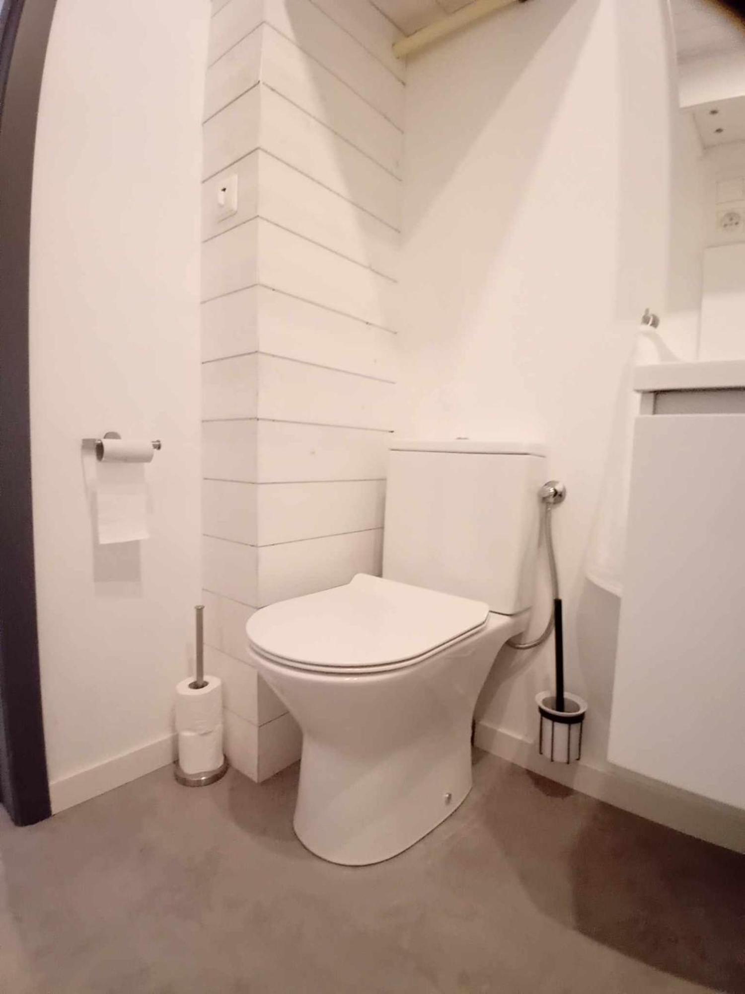 Leuze Escale Hotel Екстериор снимка