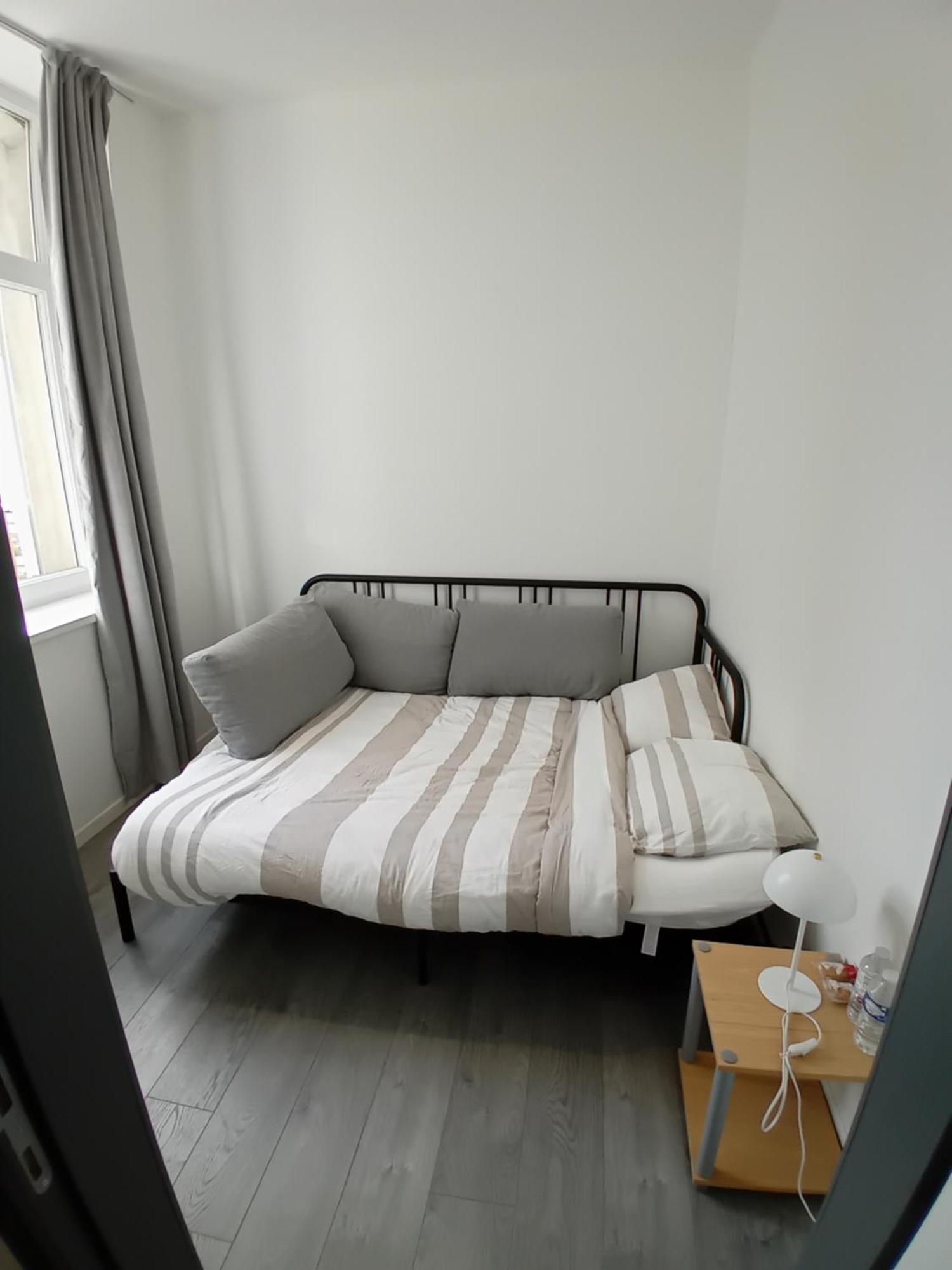 Leuze Escale Hotel Екстериор снимка