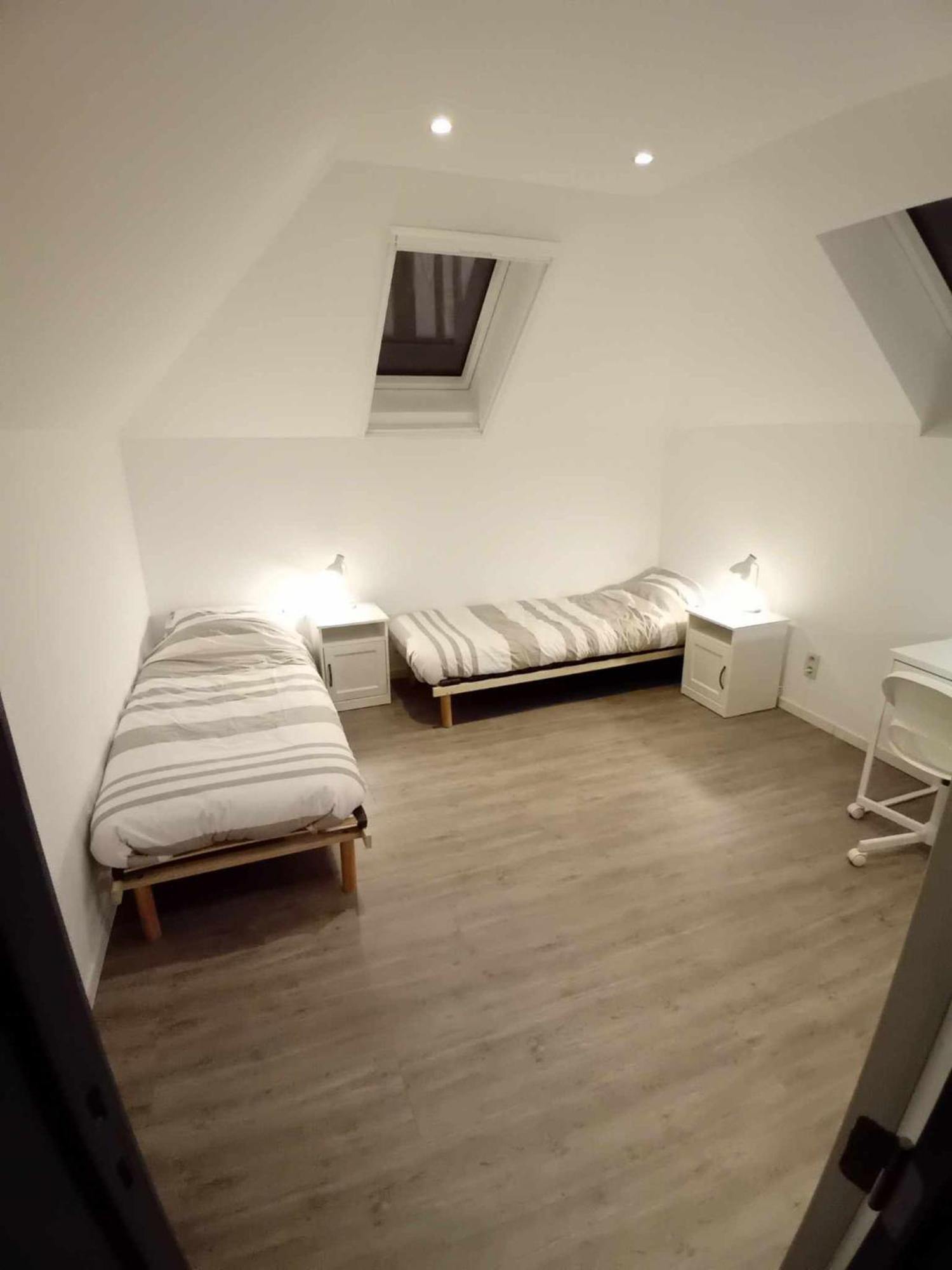 Leuze Escale Hotel Екстериор снимка