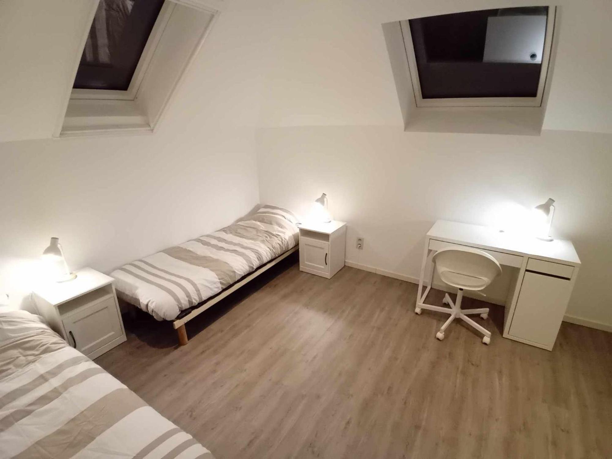 Leuze Escale Hotel Екстериор снимка