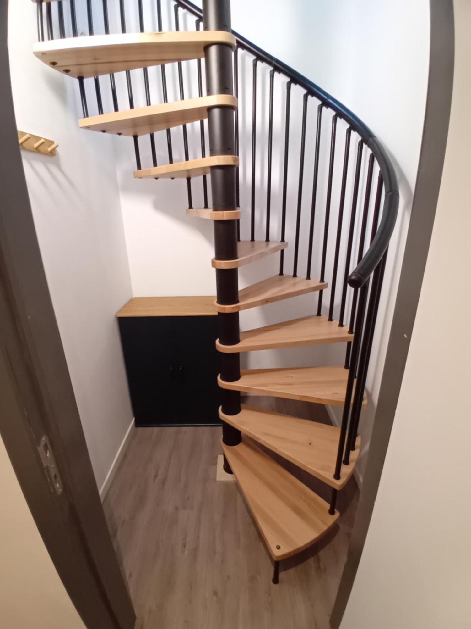 Leuze Escale Hotel Екстериор снимка