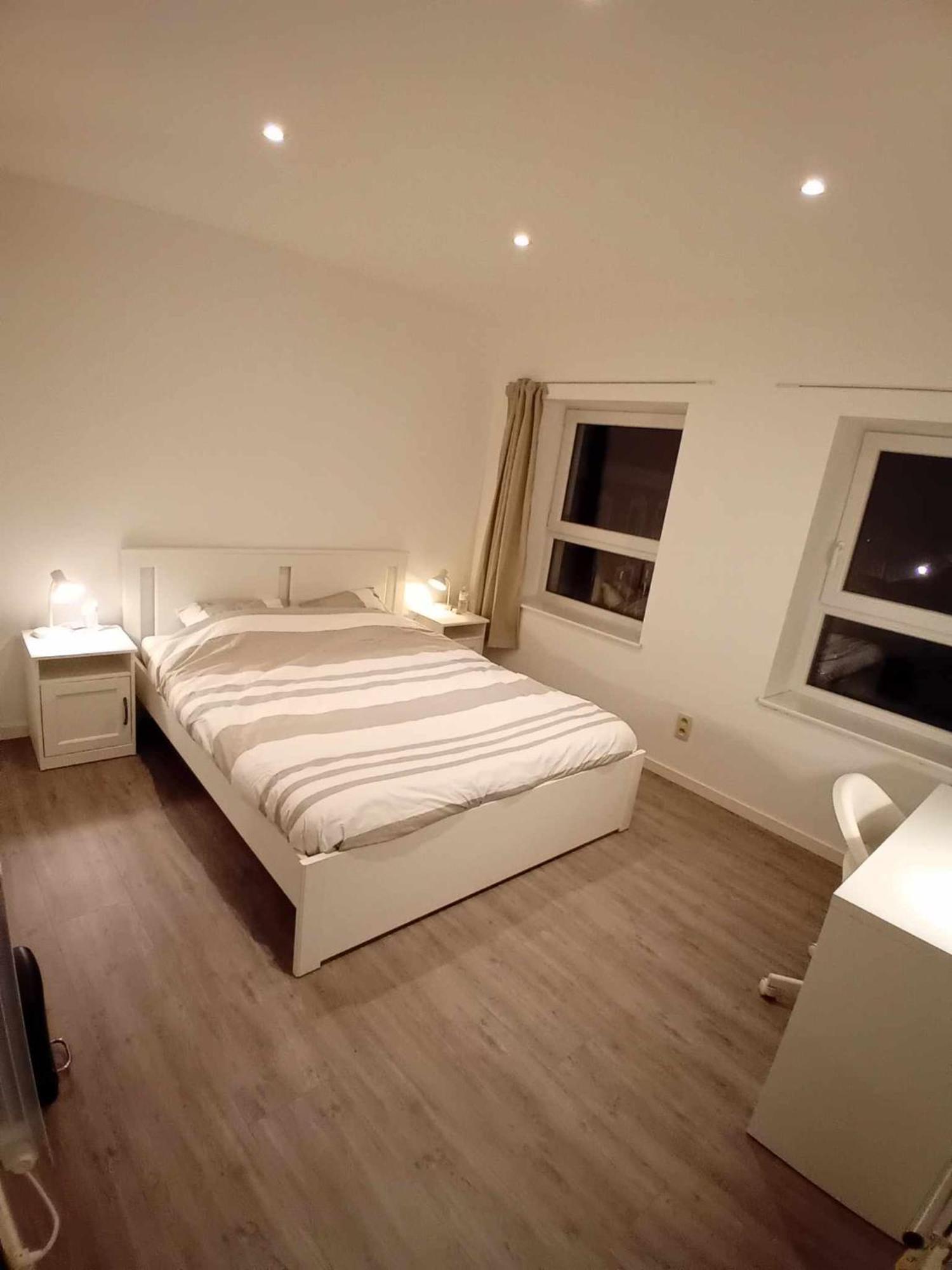 Leuze Escale Hotel Екстериор снимка
